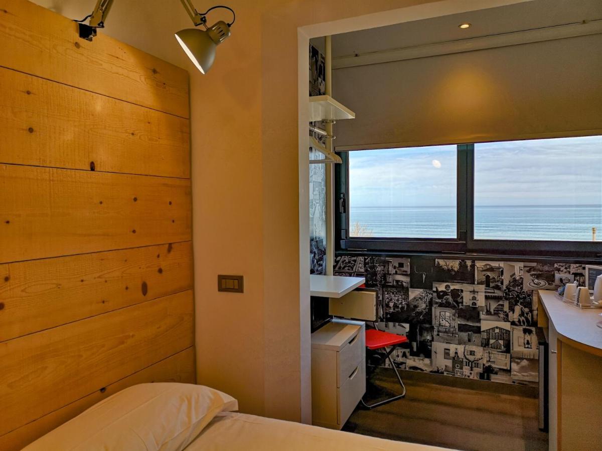 Hotel Perla - The Storyhoteller ริชโชเน ภายนอก รูปภาพ