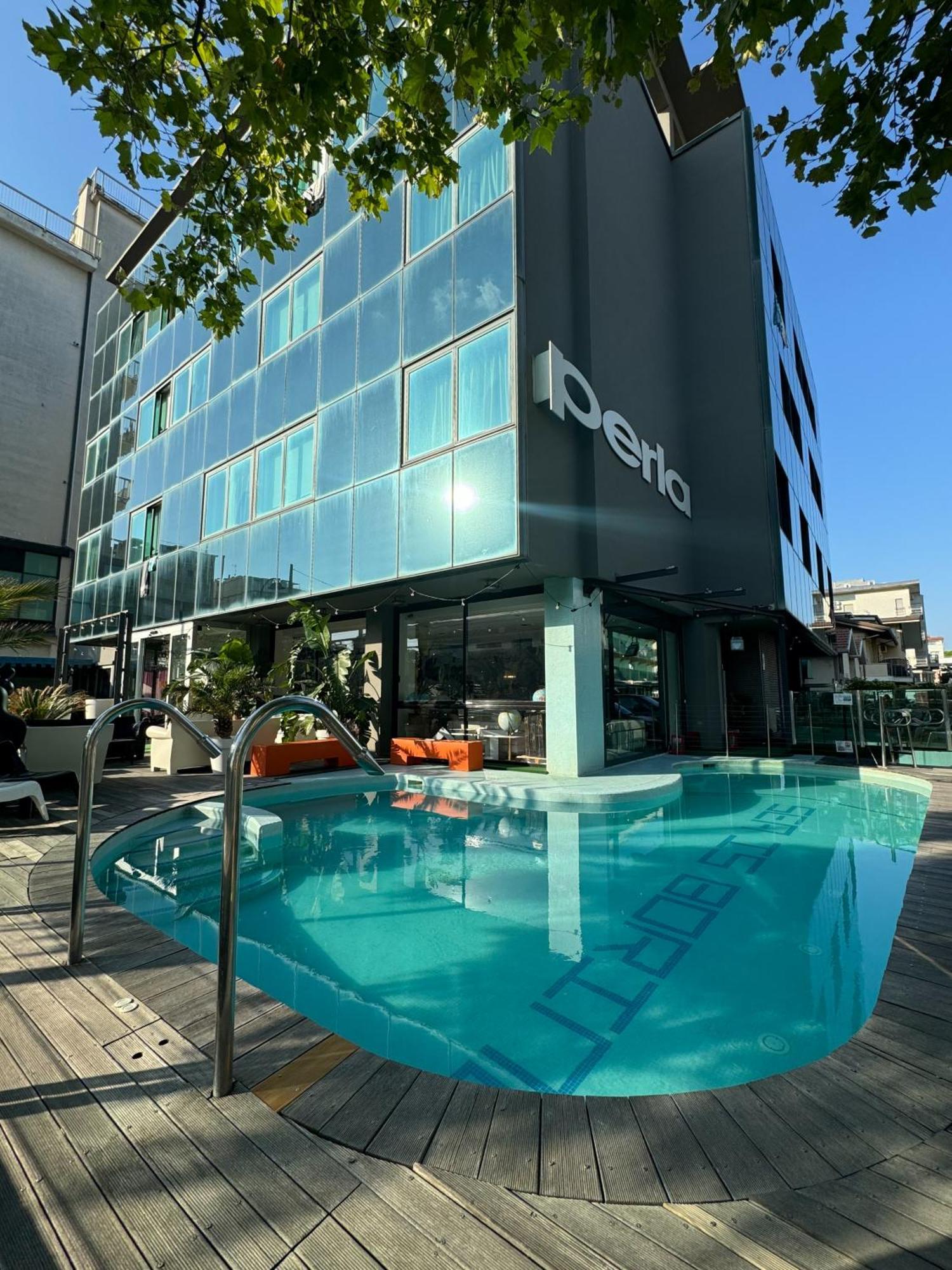 Hotel Perla - The Storyhoteller ริชโชเน ภายนอก รูปภาพ