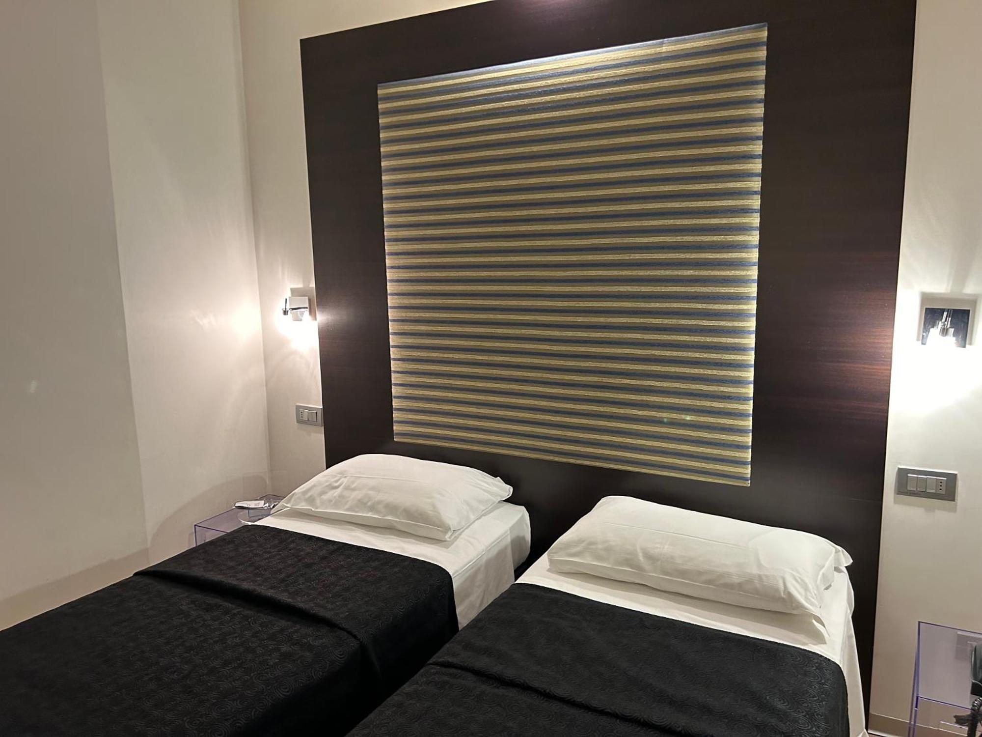 Hotel Perla - The Storyhoteller ริชโชเน ภายนอก รูปภาพ